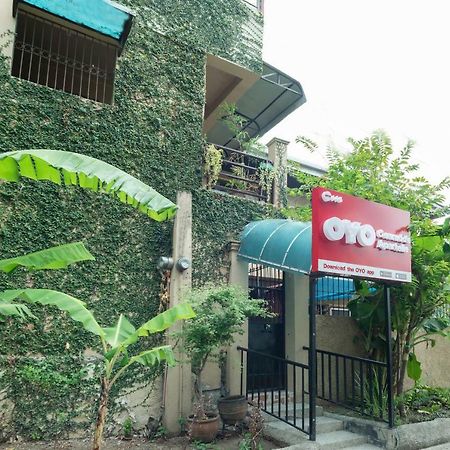 Conrado'S Apartelle Paranaque City Экстерьер фото